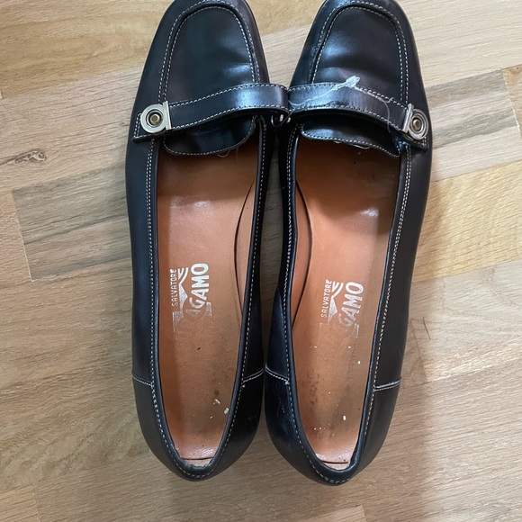 Ferragamo size 8.5 - Picture 3 of 11